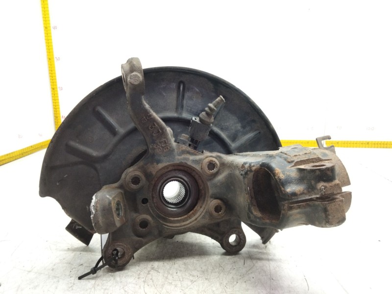 Recambio de mangueta delantera izquierda para skoda yeti referencia OEM IAM 1K0400053GP  