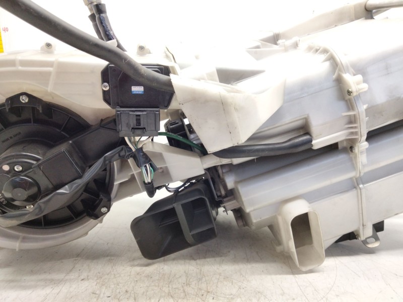 Recambio de calefaccion entera normal para toyota land cruiser (j12) 3.0 turbodiesel referencia OEM IAM 8705060171 4432102792 