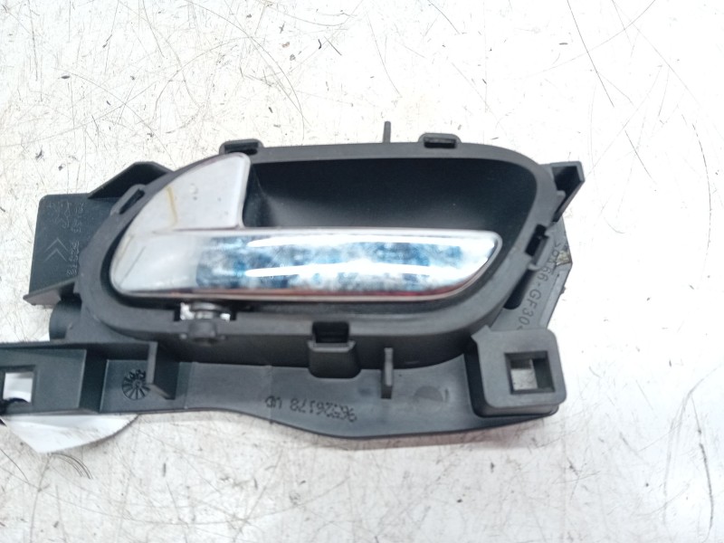 Recambio de maneta interior delantera izquierda para peugeot 407 sw st confort pack referencia OEM IAM 100187387  