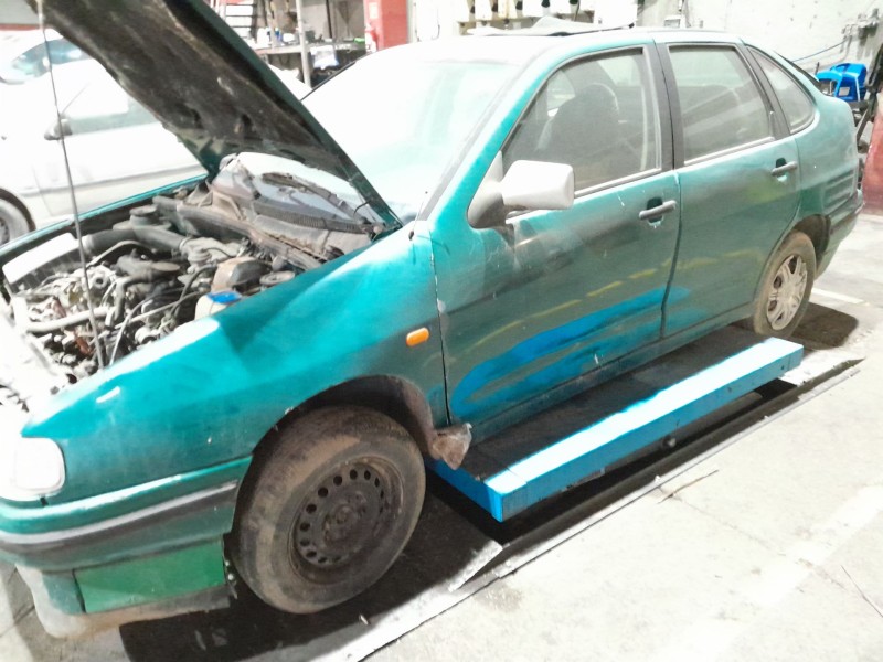 seat cordoba berlina (6k2) del año 1996
