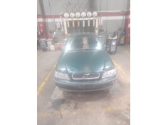 volvo s40 berlina del año 1998