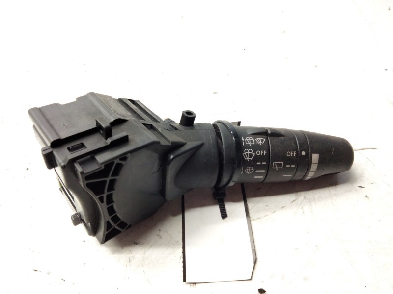 Recambio de mando limpia para nissan primera berlina (p12) acenta referencia OEM IAM 25260AV610  