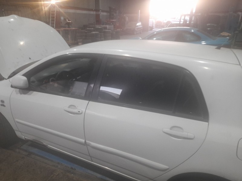 toyota corolla (e12) del año 2003