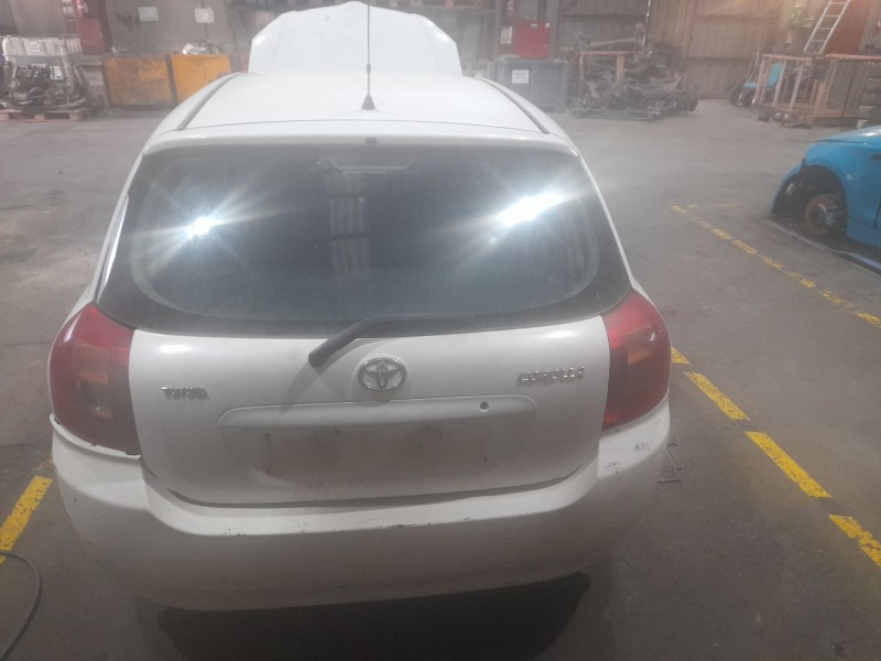 toyota corolla (e12) del año 2003