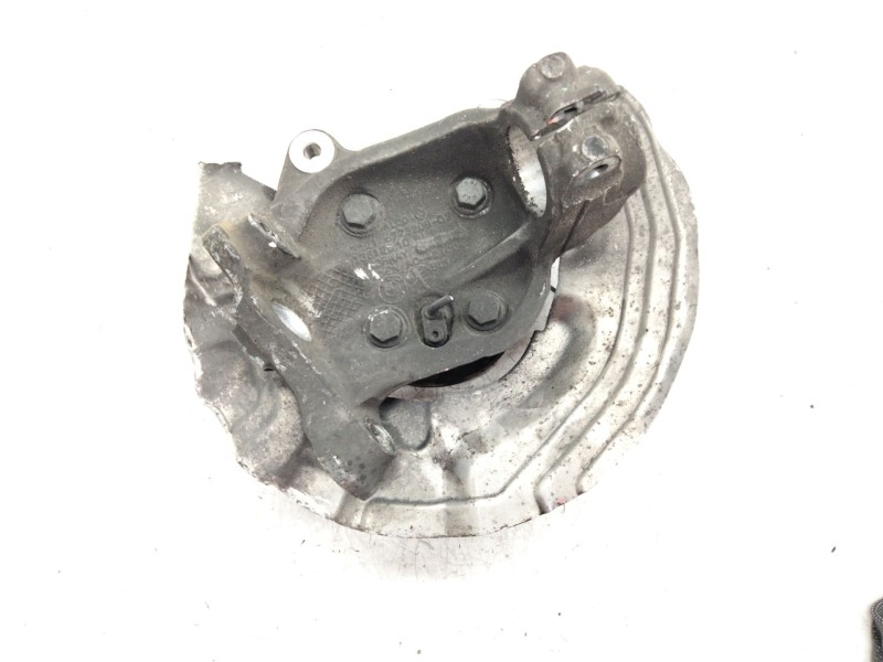 Recambio de mangueta delantera izquierda para bmw serie 1 coupe (e82) referencia OEM IAM 677620903  