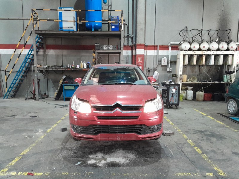 citroen c4 berlina del año 2006