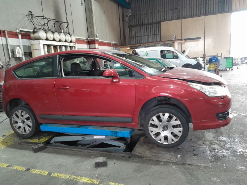 citroen c4 berlina del año 2006