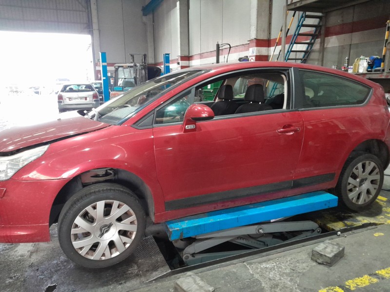 citroen c4 berlina del año 2006