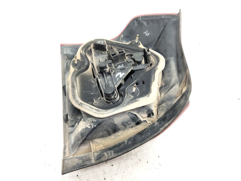 Recambio de piloto trasero derecho para toyota corolla (e12) 2.0 turbodiesel cat referencia OEM IAM   