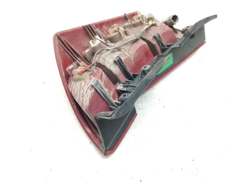 Recambio de piloto trasero izquierdo para kia carens 2.0 crdi ex monovolumen referencia OEM IAM   