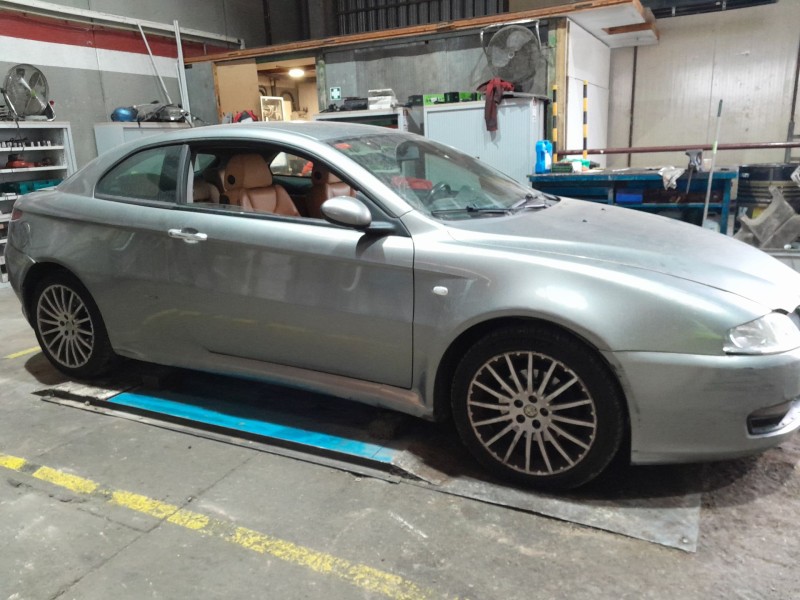 alfa romeo gt (125) del año 2005