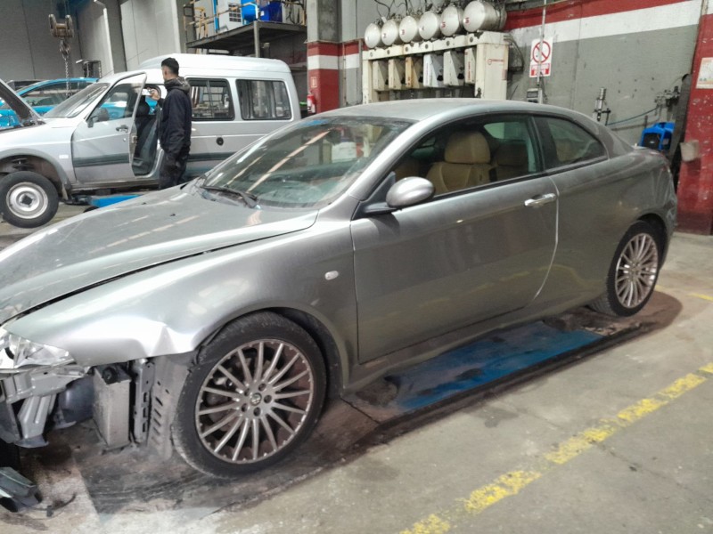 alfa romeo gt (125) del año 2005