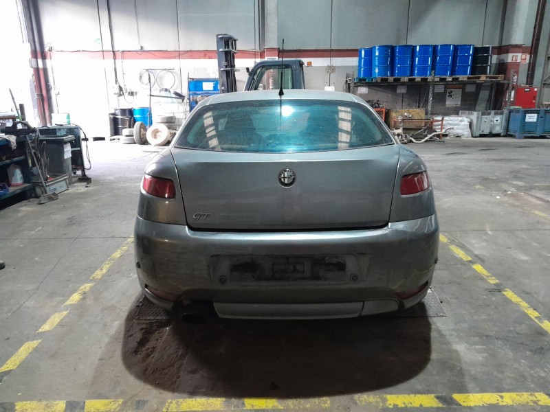 alfa romeo gt (125) del año 2005