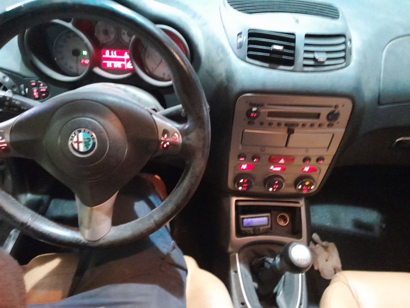 alfa romeo gt (125) del año 2005