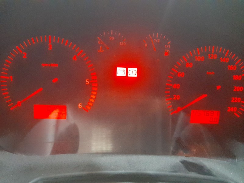 seat toledo (1m2) del año 2001