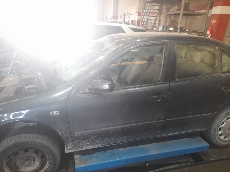 seat toledo (1m2) del año 2001