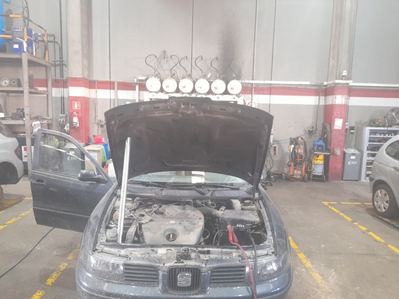 seat toledo (1m2) del año 2001