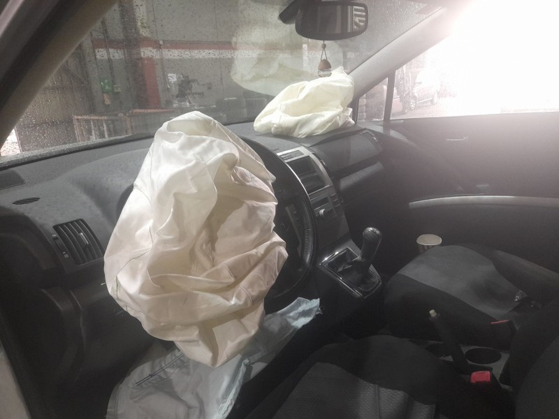 toyota corolla verso (r1) del año 2005