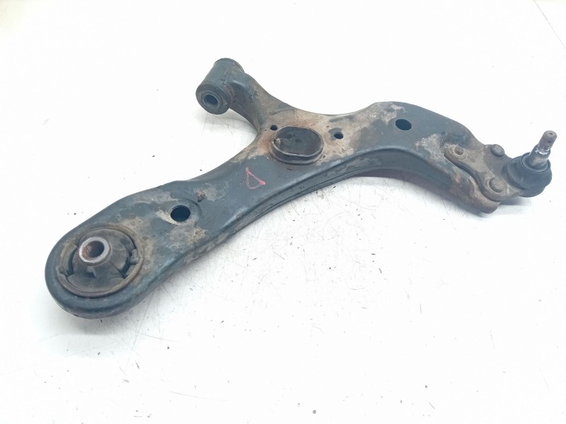 Recambio de brazo suspension inferior delantero derecho para toyota auris referencia OEM IAM   