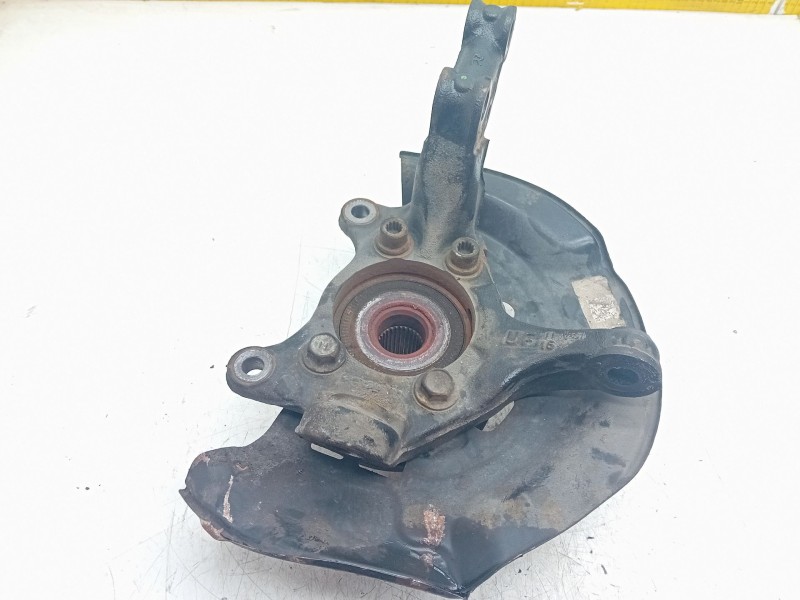 Recambio de mangueta delantera derecha para toyota auris referencia OEM IAM   