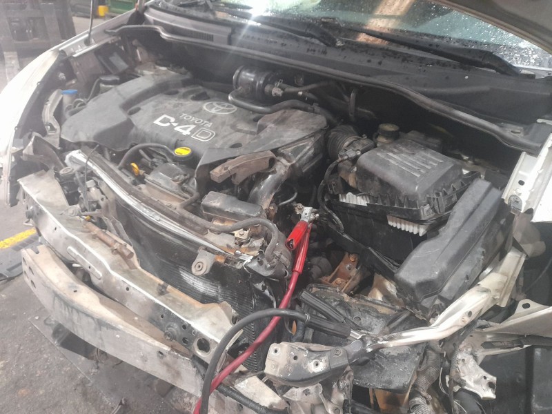 toyota corolla verso (r1) del año 2005