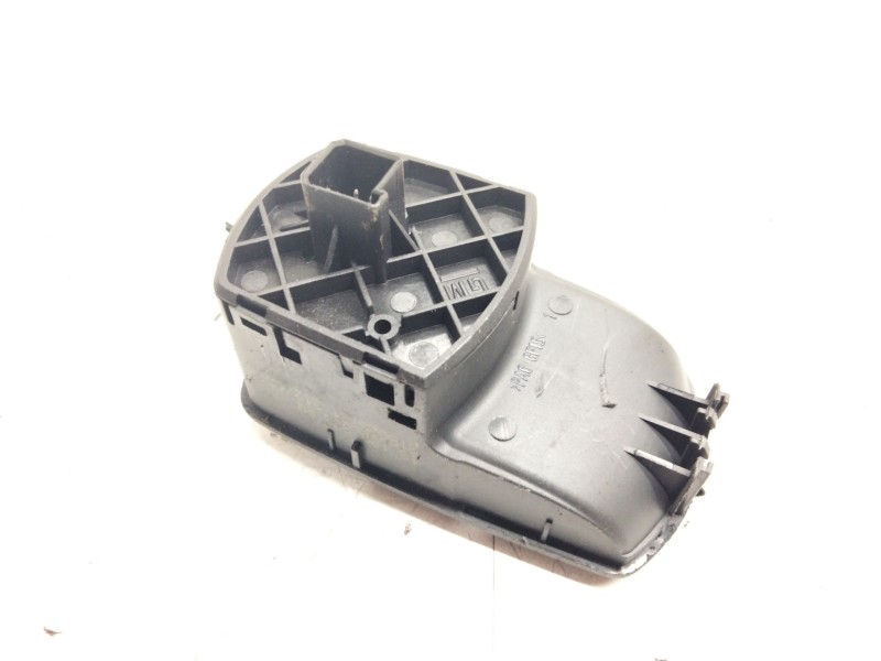 Recambio de mando elevalunas delantero derecho para opel corsa d 1.3 16v cdti referencia OEM IAM 13189333  