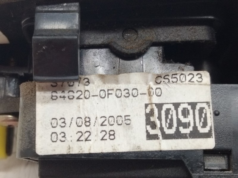 Recambio de mando elevalunas delantero izquierdo para toyota corolla verso (r1) 1.8 16v cat referencia OEM IAM 646200F030  