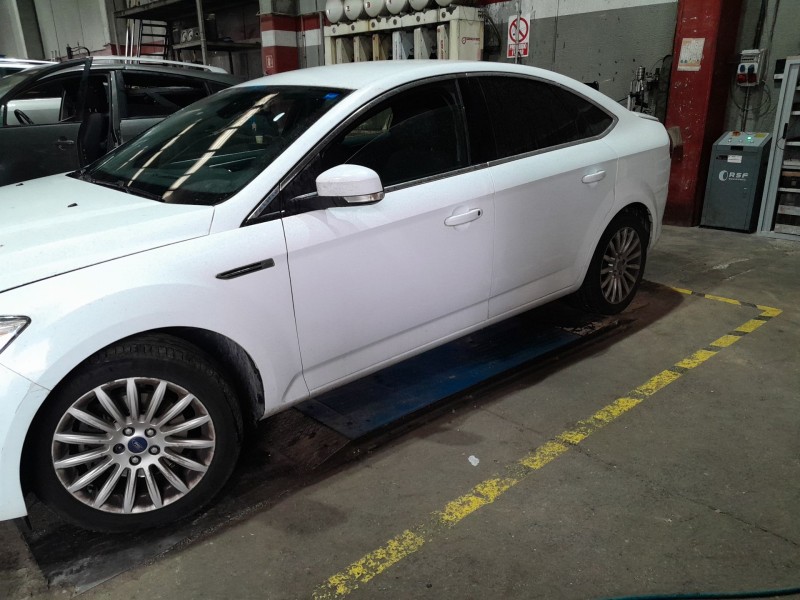 ford mondeo ber. (ca2) del año 2011