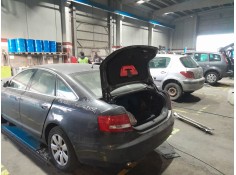AUDI A6 BERLINA (4F2)