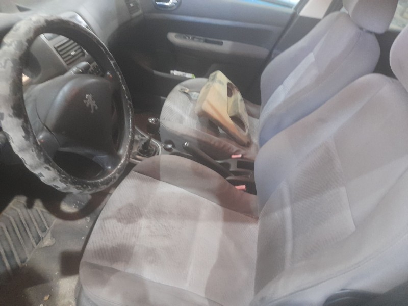 peugeot 307 (s1) del año 2002