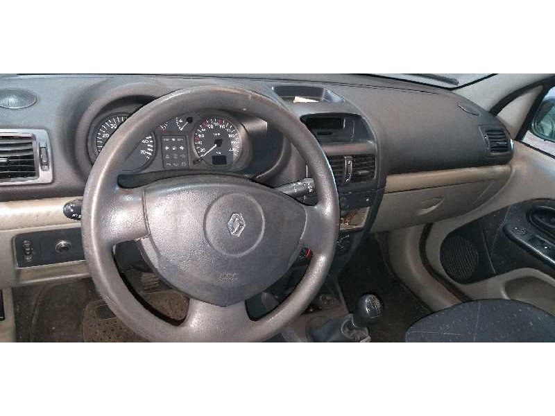 renault clio ii fase ii (b/cb0) del año 2003