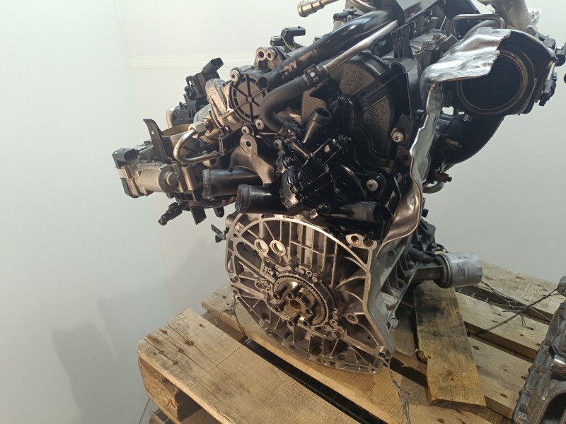 Recambio de motor completo para audi a4 berlina (8w2) referencia OEM IAM CVN  