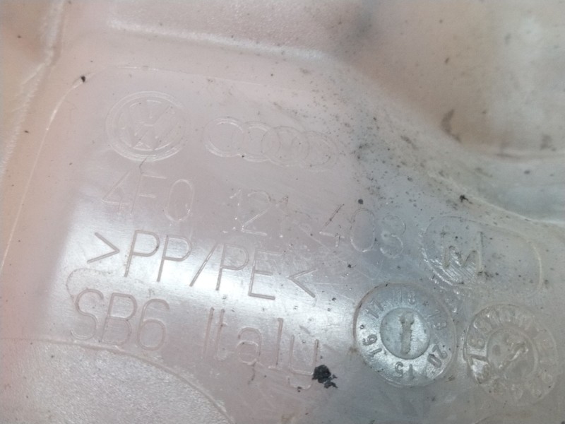 Recambio de deposito expansion para audi a6 berlina (4f2) 2.7 v6 24v tdi referencia OEM IAM 4F0121403M  