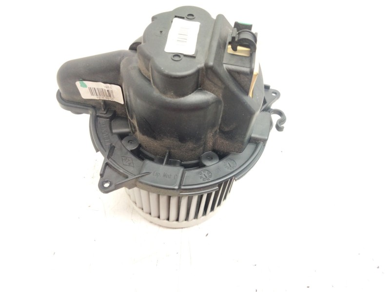 Recambio de motor calefaccion para dacia dokker ambiance referencia OEM IAM 5V86  