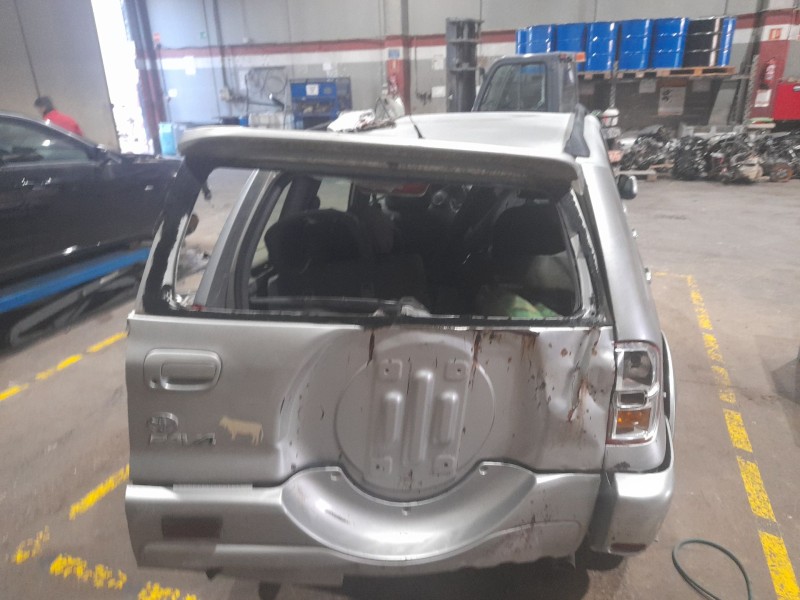 toyota rav 4 (a2) del año 2003