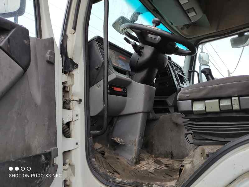 renault hr xxx.18/26 premium 01  del año 2002