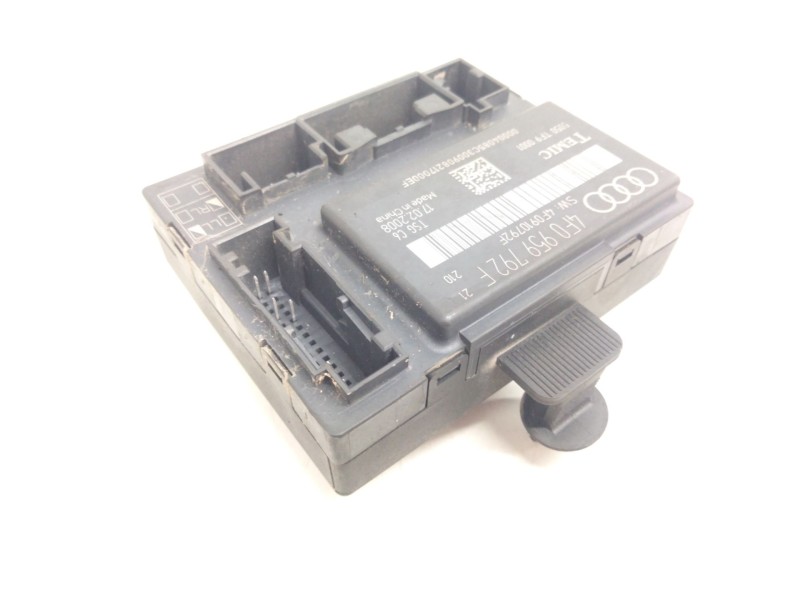 Recambio de modulo control puerta para audi a6 avant (4f5) 2.8 fsi referencia OEM IAM 4F0959792F  