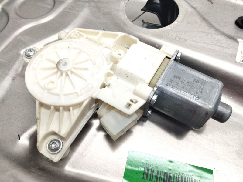 Recambio de elevalunas trasero derecho para mercedes clase e (w212) lim. referencia OEM IAM A2125407205  