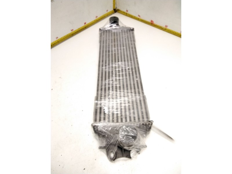 Recambio de intercooler para opel vivaro 1.9 cdti cat (f9q-760 / l08) referencia OEM IAM 7700312903 VALEO 