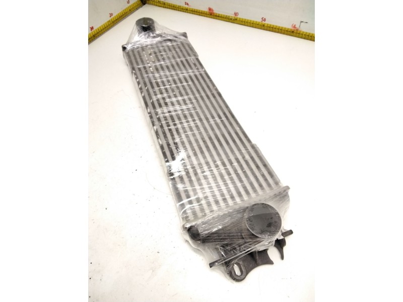 Recambio de intercooler para opel vivaro 1.9 cdti cat (f9q-760 / l08) referencia OEM IAM 7700312903 VALEO 