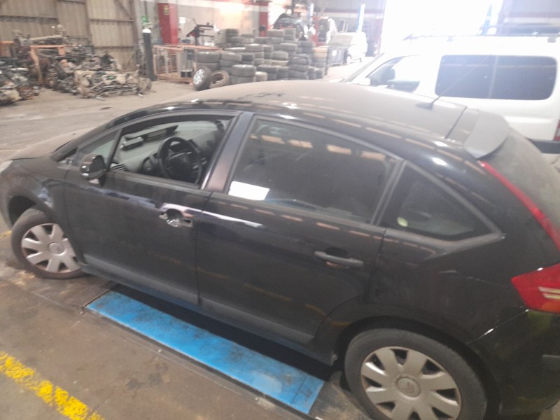 citroen c4 berlina del año 2008