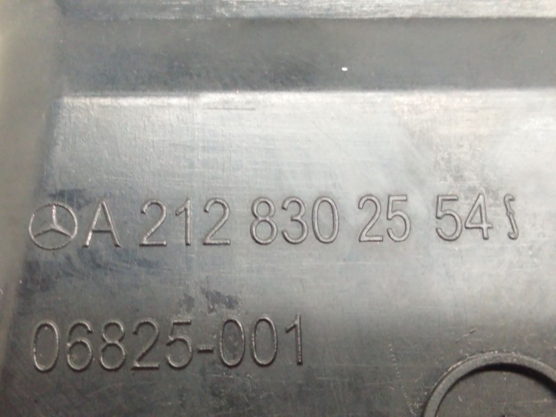 Recambio de aireador central para mercedes clase e (w212) lim. referencia OEM IAM A2128402554  