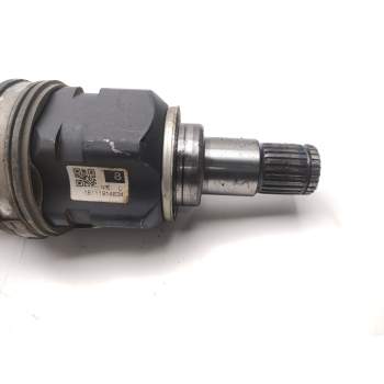 Recambio de transmision delantera izquierda para lexus ct 200h referencia OEM IAM 15111914634  