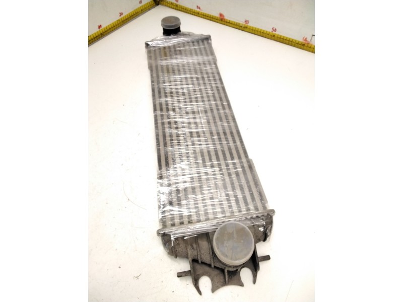 Recambio de intercooler para opel vivaro 1.9 cdti cat (f9q-760 / l08) referencia OEM IAM 7700312903 VALEO 