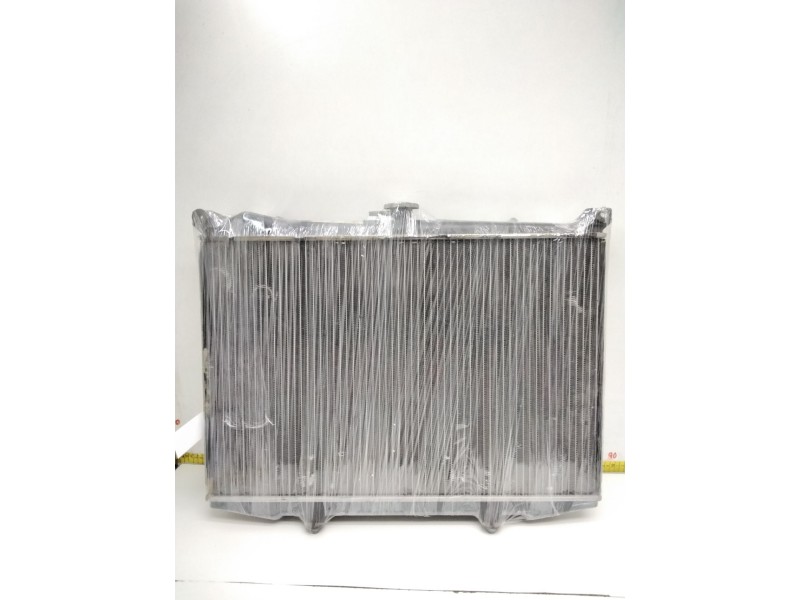 Recambio de radiador agua para nissan terrano/terrano.ii (r20) 2.4 cat referencia OEM IAM   12681