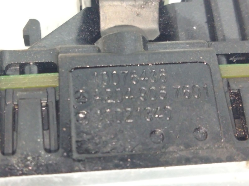 Recambio de mando elevalunas delantero derecho para mercedes-benz clase e (w212) lim. referencia OEM IAM A2049057601  