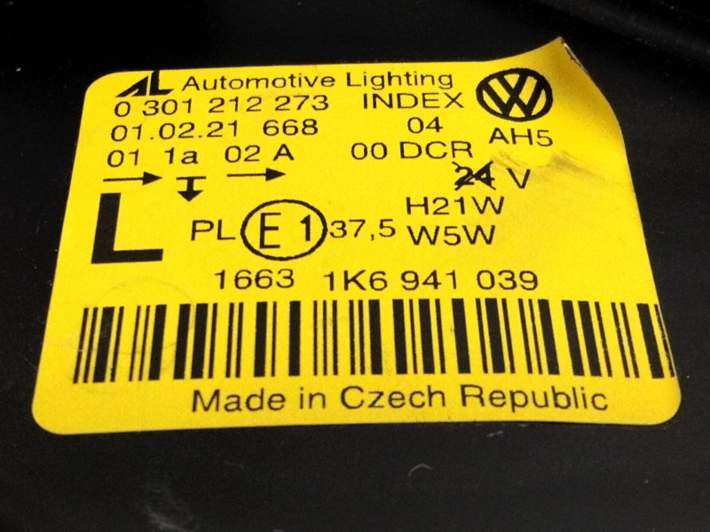 Recambio de faro xenon izquierdo para volkswagen jetta (1k2) referencia OEM IAM 0301212273  
