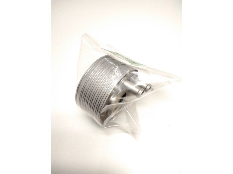 Recambio de enfriador aceite motor para nissan navara pick-up (d40m) 2.5 dci cat referencia OEM IAM 324288015 21305AW400 5M30001