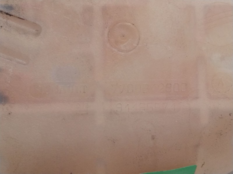 Recambio de deposito expansion para renault trafic caja cerrada (ab 4.01) 2.0 dci diesel cat referencia OEM IAM 77003128900  
