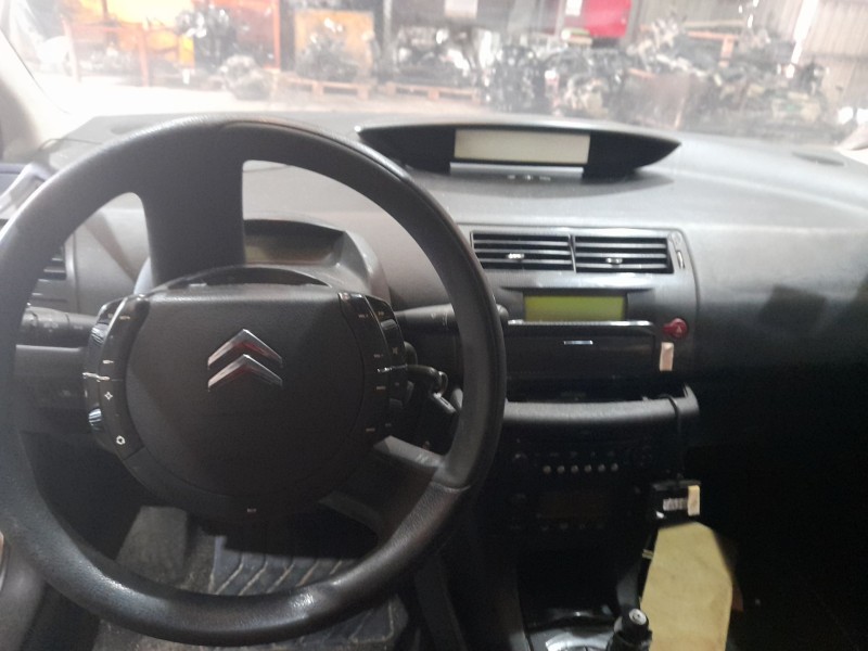 citroën c4 berlina del año 2007